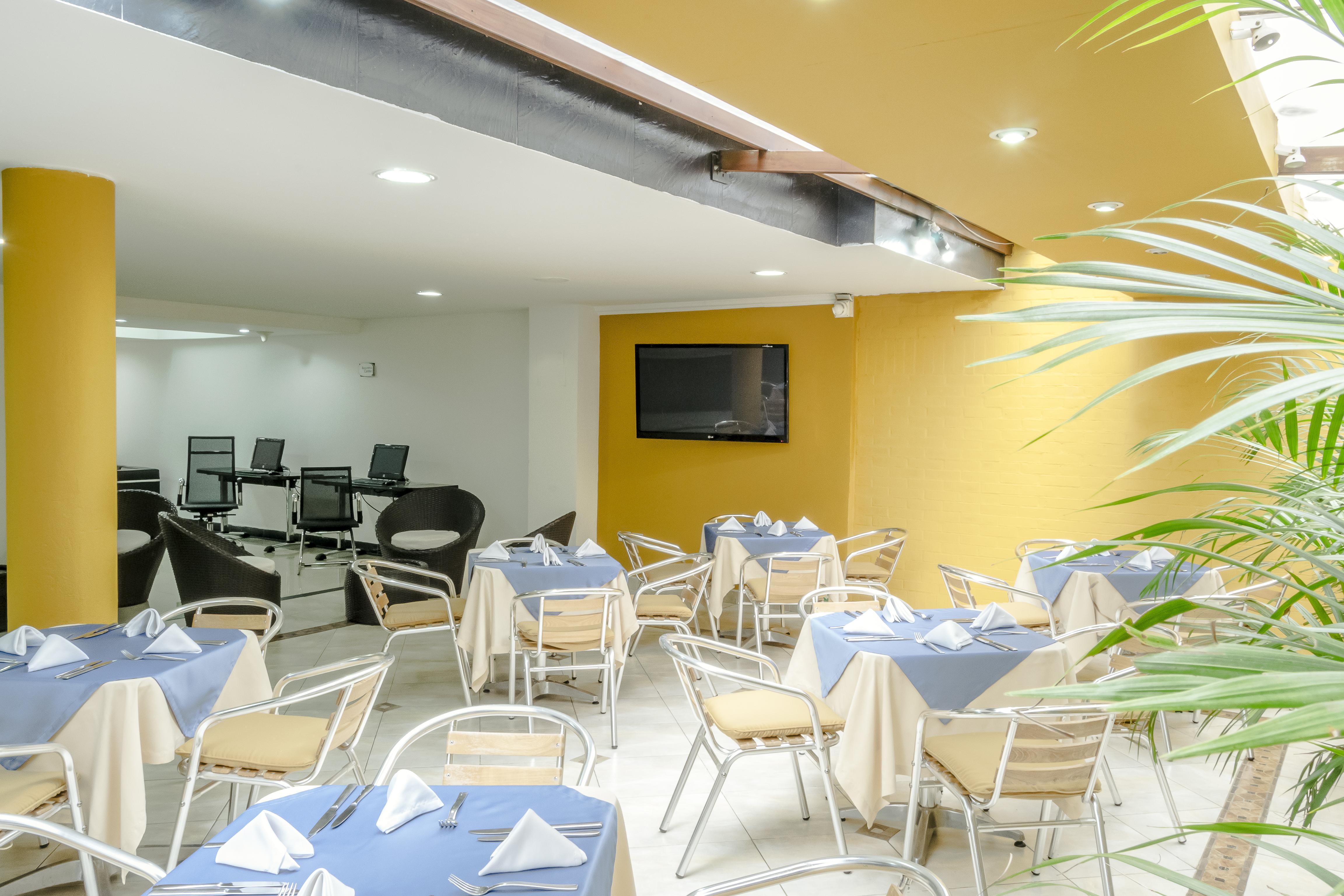Hotel Regency Suites La Feria Bogota Exterior photo